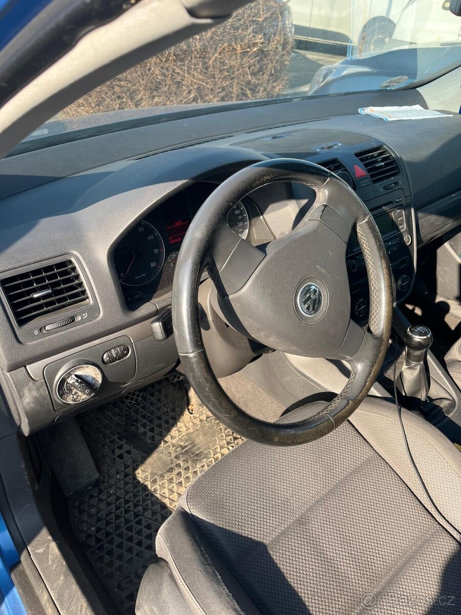 Golf 5 1.6 2005 - 13