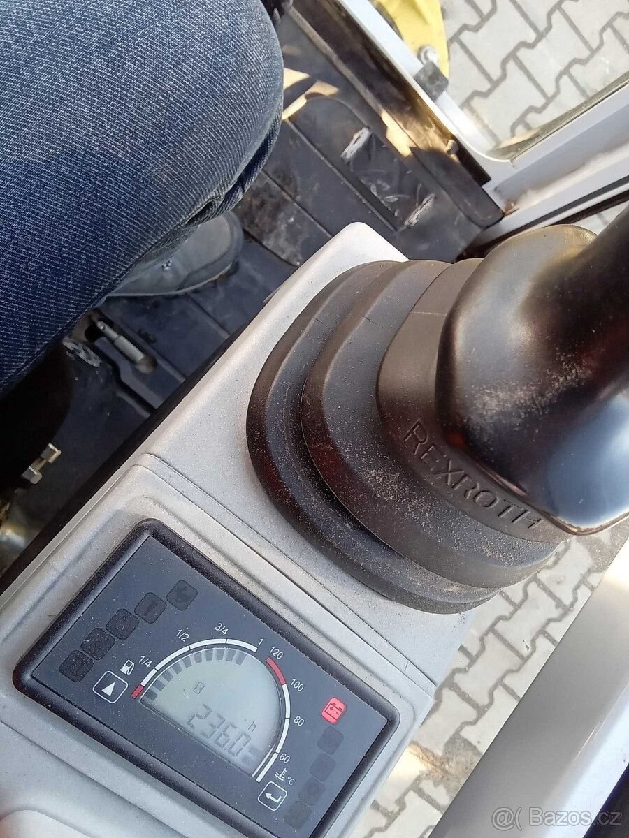 Minibagr Wacker Neuson ET 16 - 13