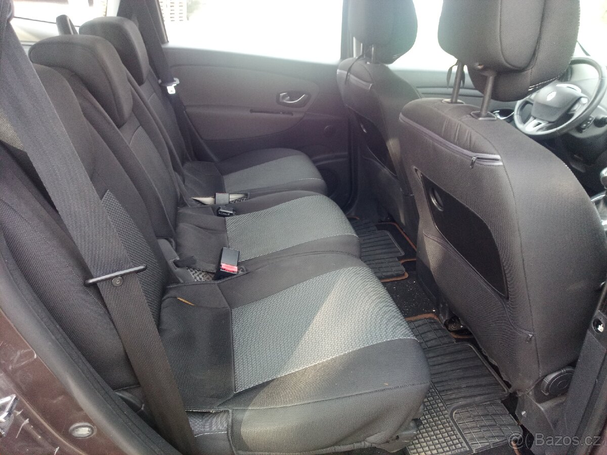 Renault grand Scenic - 13