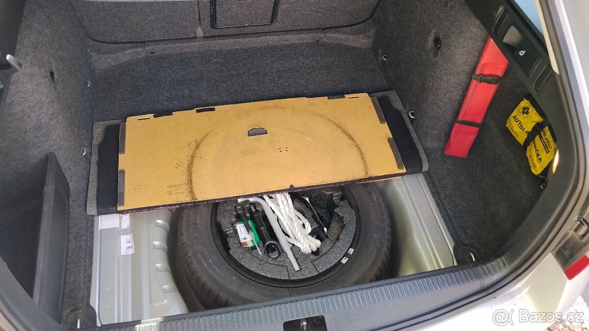Škoda Octavia 3 Combi 1,6 TDI - 13