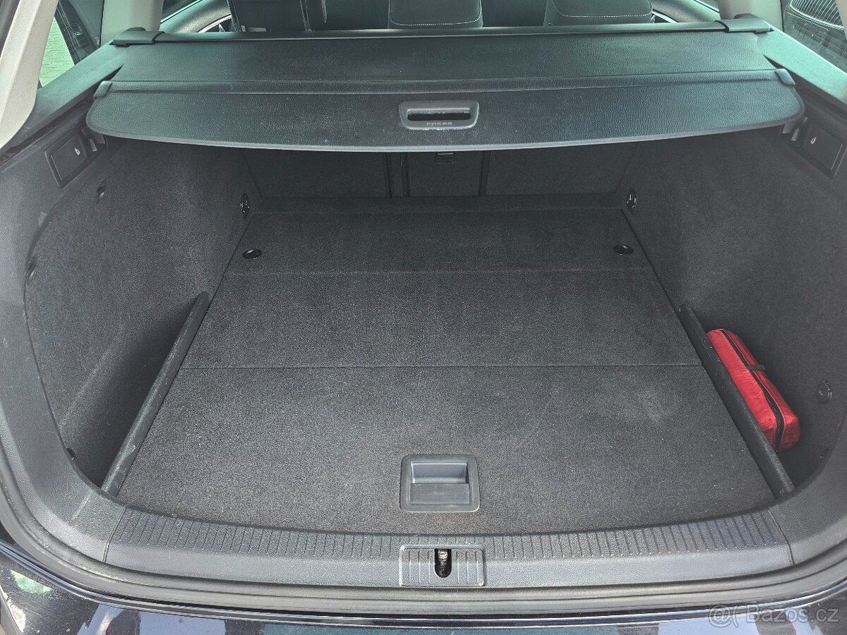 Golf 2,0TDi 110KW DSG Highline 2020 DIG.KLIMA, NAVI, ALU - 13