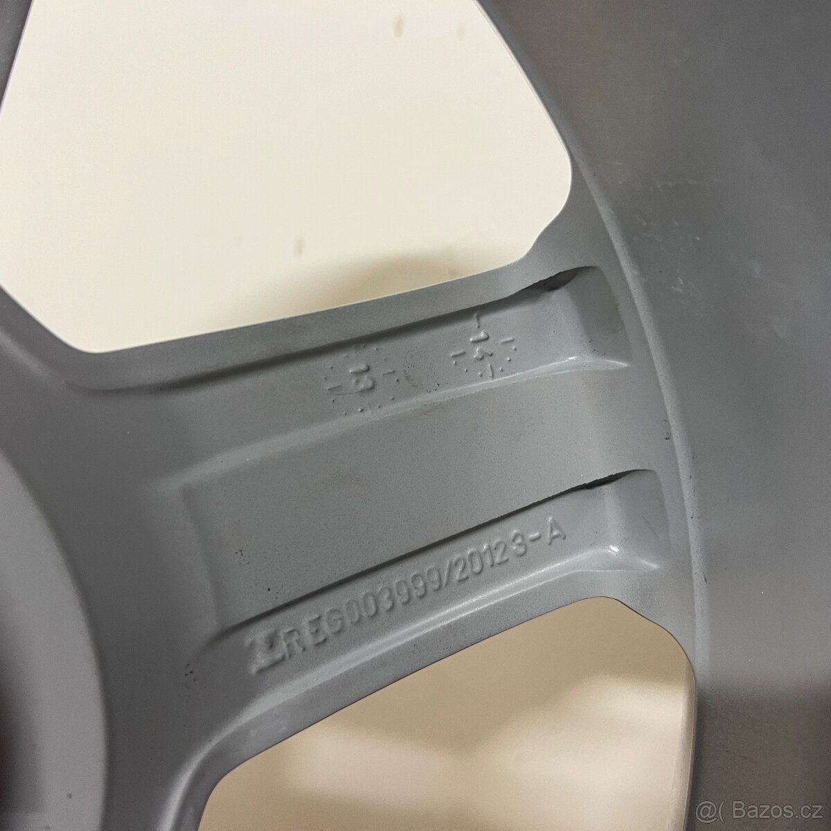 LAND ROVER / VOLVO / FORD / VOLVO 5x108 R19 ET45 - 13