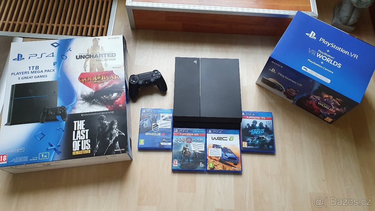 SONY PlayStation 4 + PlayStation VR + PS CAMERA + HRY - 13