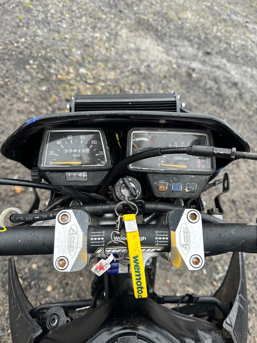 Yamaha dt 125r - 13