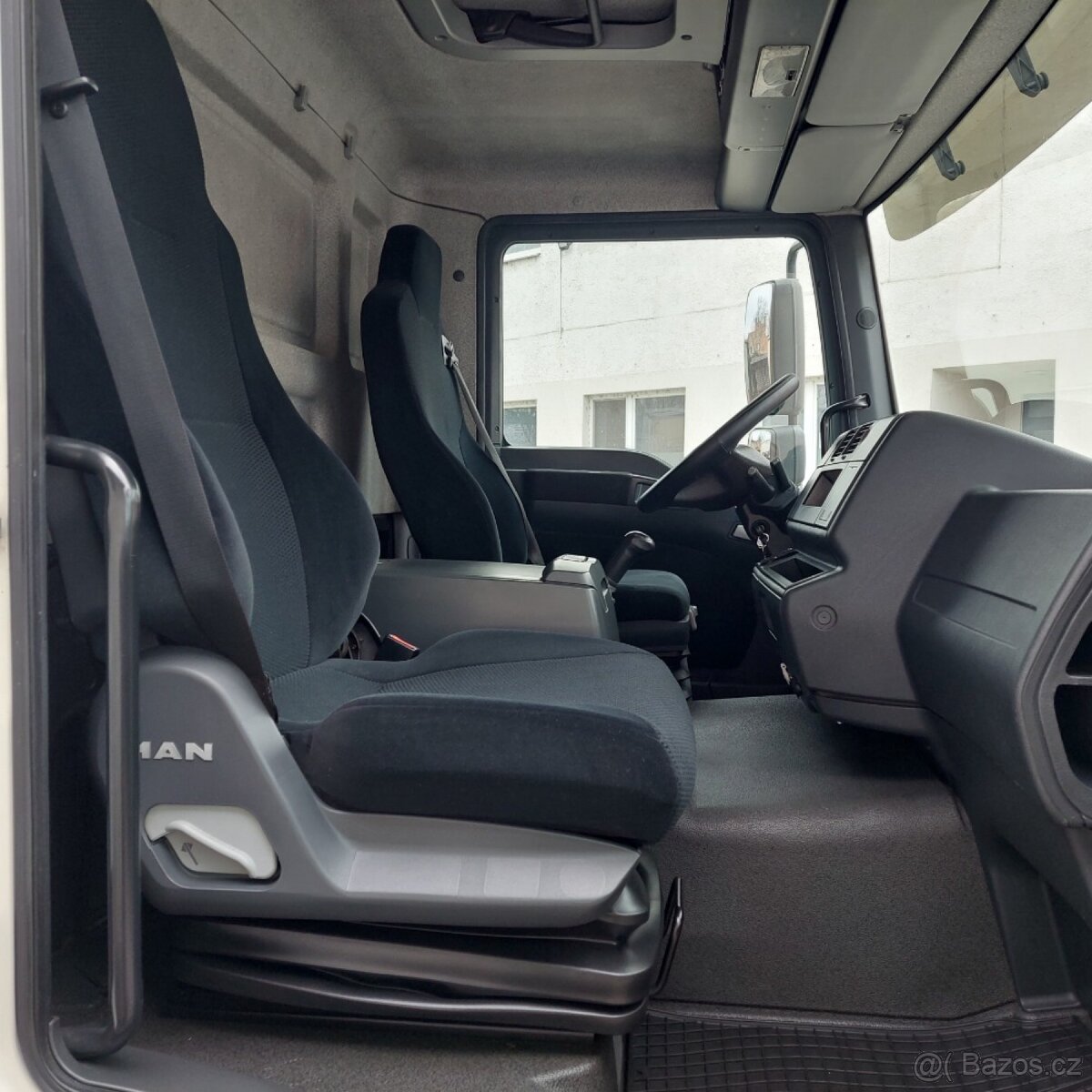 MAN TGL 12.220 valník - 13