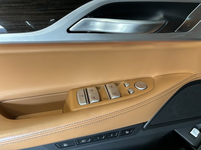 BMW Řada 7 730d, 195kW, Premium Selection - 13