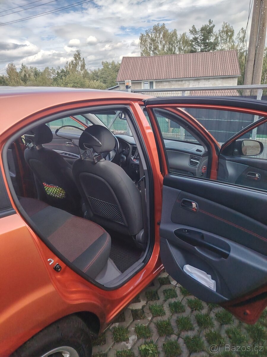 Kia Rio 1.4i 71kW 2010, STK 8/28 - 13