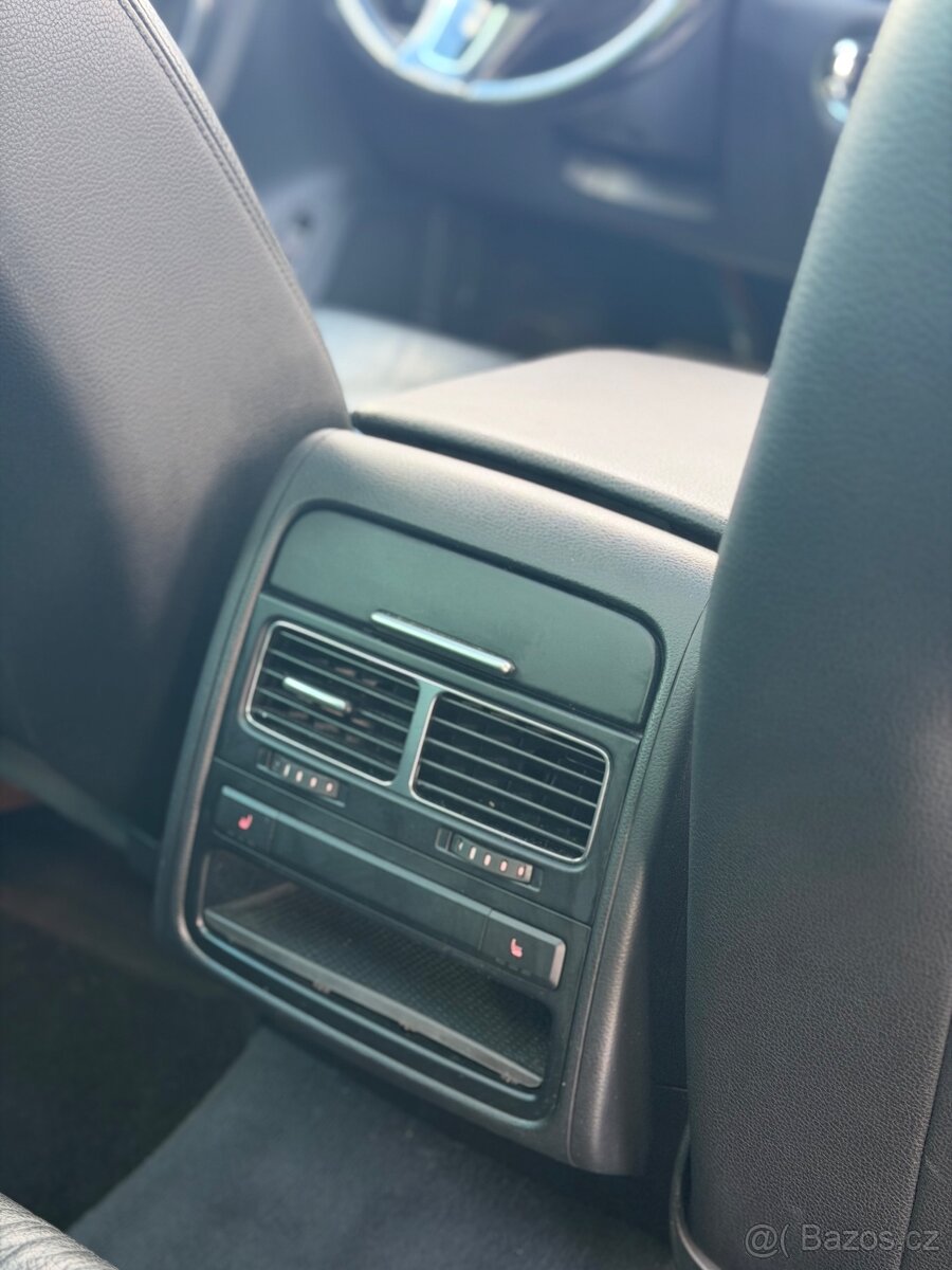 VW Touareg 3.0 TDi - 13