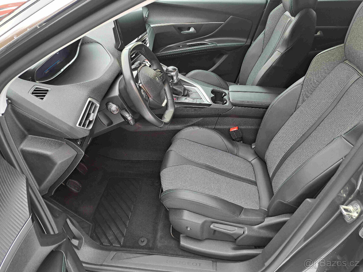 Peugeot 5008 1,2 PT ALLURE - 1817 - 13