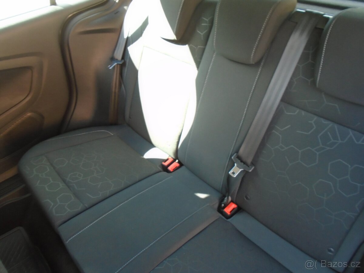 ford b-max 2017 benzín - 13