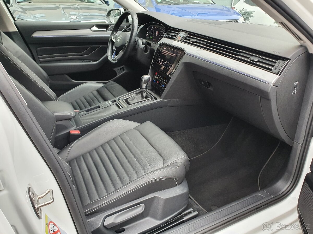 VW Passat GTE Variant 1.4TSI 160kW DSG - záruka Autodraft - 13