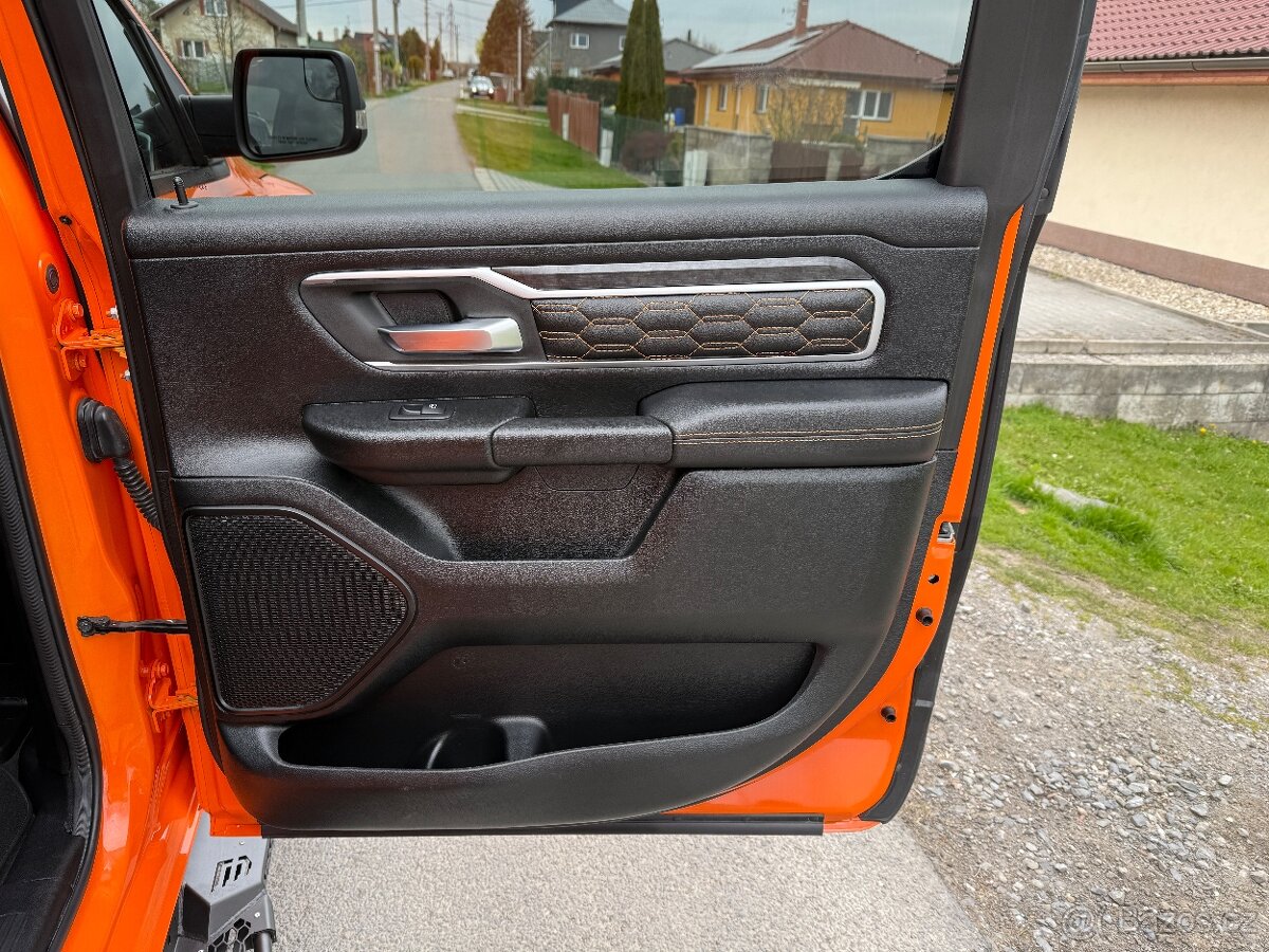 DODGE RAM 1500 HEMI TRX PAKET - 13