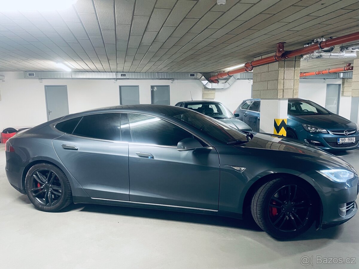 TESLA MODEL S 85 DOŽIVOTNÍ NABÍJENI ZDARMA - 13