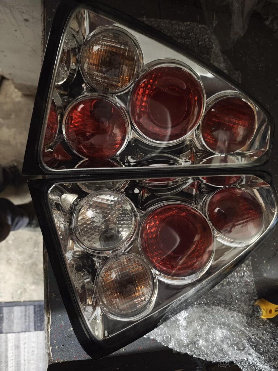 Dacia Logan I světlomety - 13