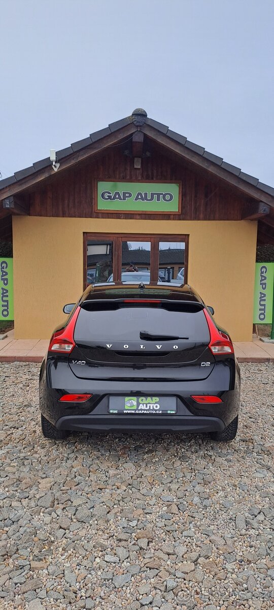Volvo V40 2.0 D2 88kW NAVI - 13