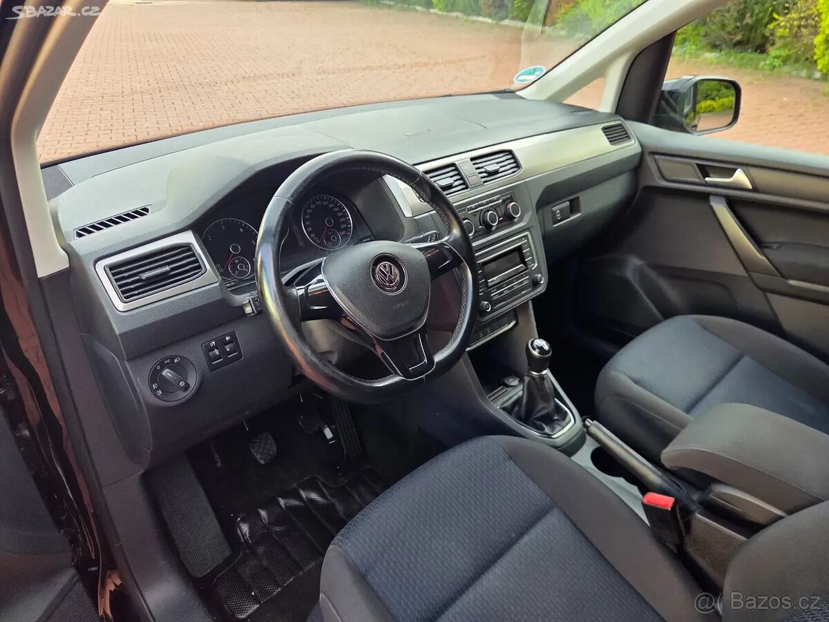 VW Caddy Maxi 2.0TDI 7.míst,tažné,serviska,rozvody,tempomat - 13