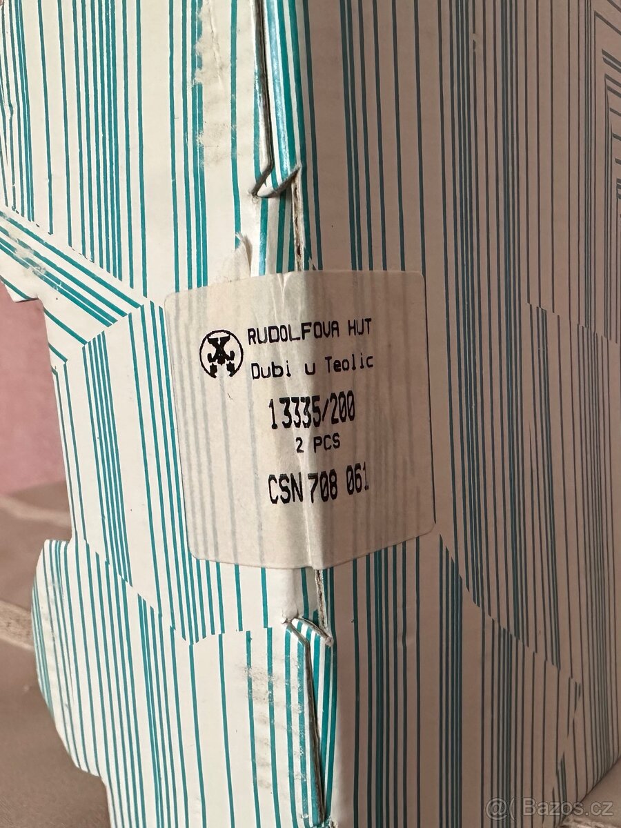 Letitý porcelán a sklo - 13