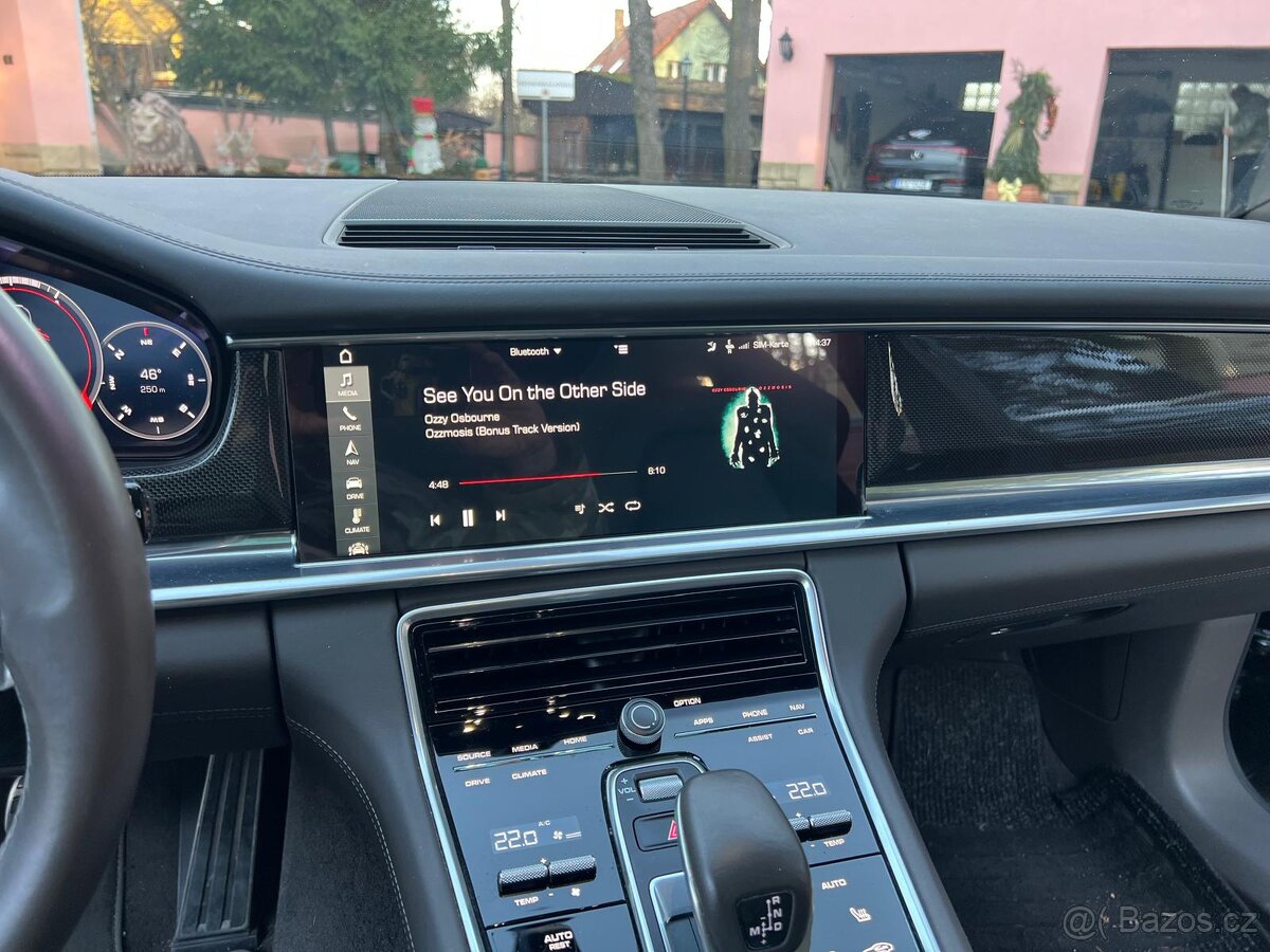 Prodám Porsche Panamera 4S - 13