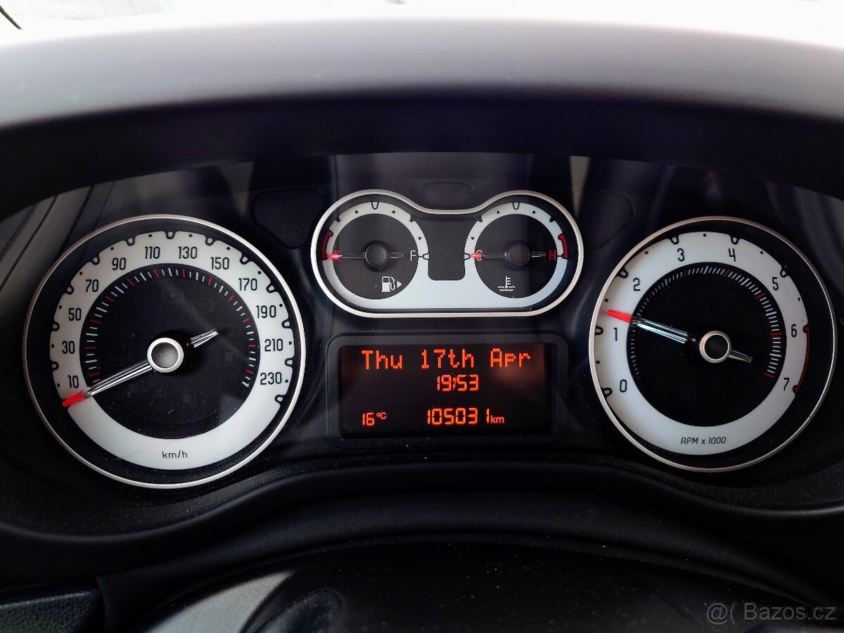Fiat 500L Trekking 88kW - 13
