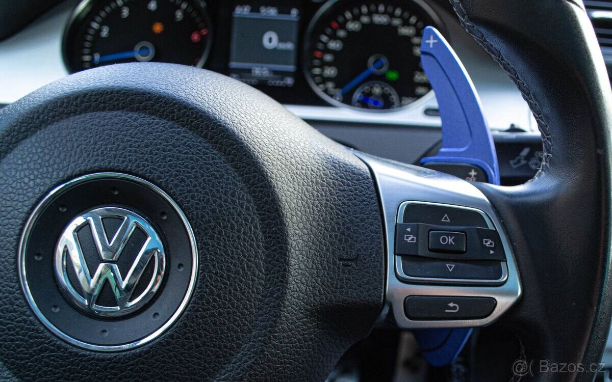 Volkswagen Passat CC 3.6 V6 4-Motion DSG - 13