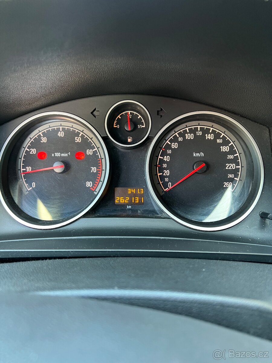 Opel Zafira 2011, 1.8 benzin - 13