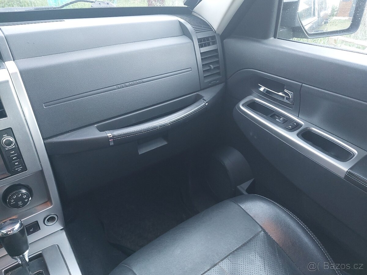 JEEP CHEROKEE 2,8 CRD, 180koní - 13