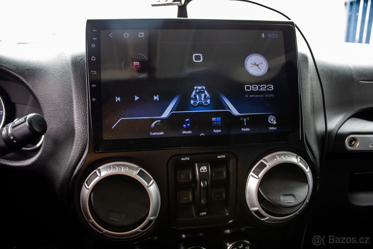 Jeep Wrangler - 13