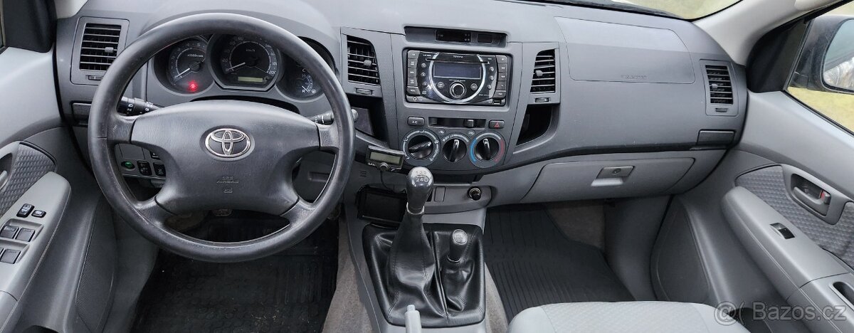 Toyota Hilux 2,5 D4D 106Kw r.v. 2011 - 13