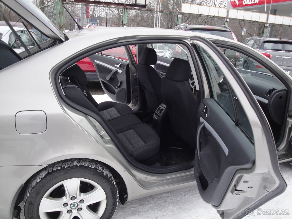Prodám Škoda Octavia 1.2TSi,77kw,DSG - 13