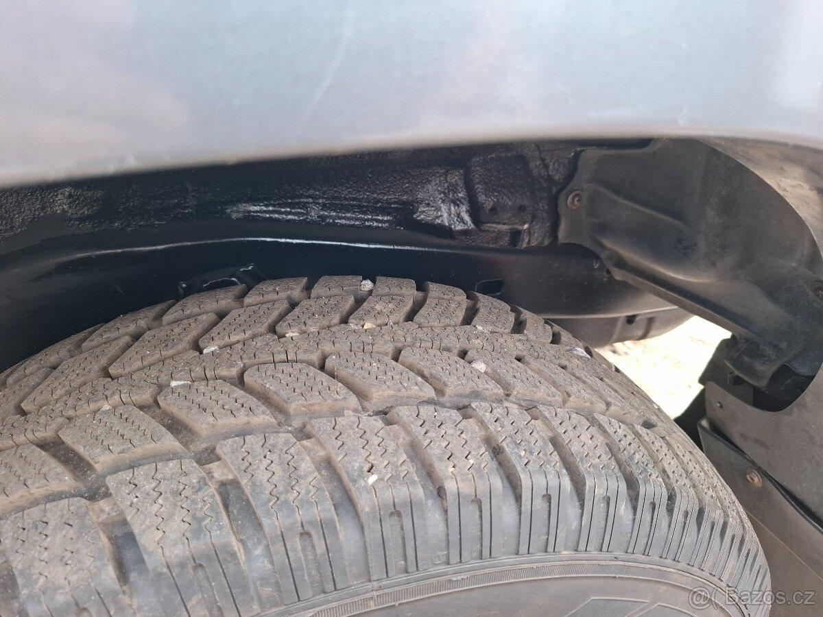 Prodám Land Cruiser 95 3,0td 1kzte - 13