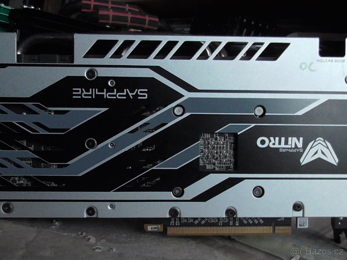 Sapphire Nitro+ Radeon RX 570 8GB GDDR5 - 13
