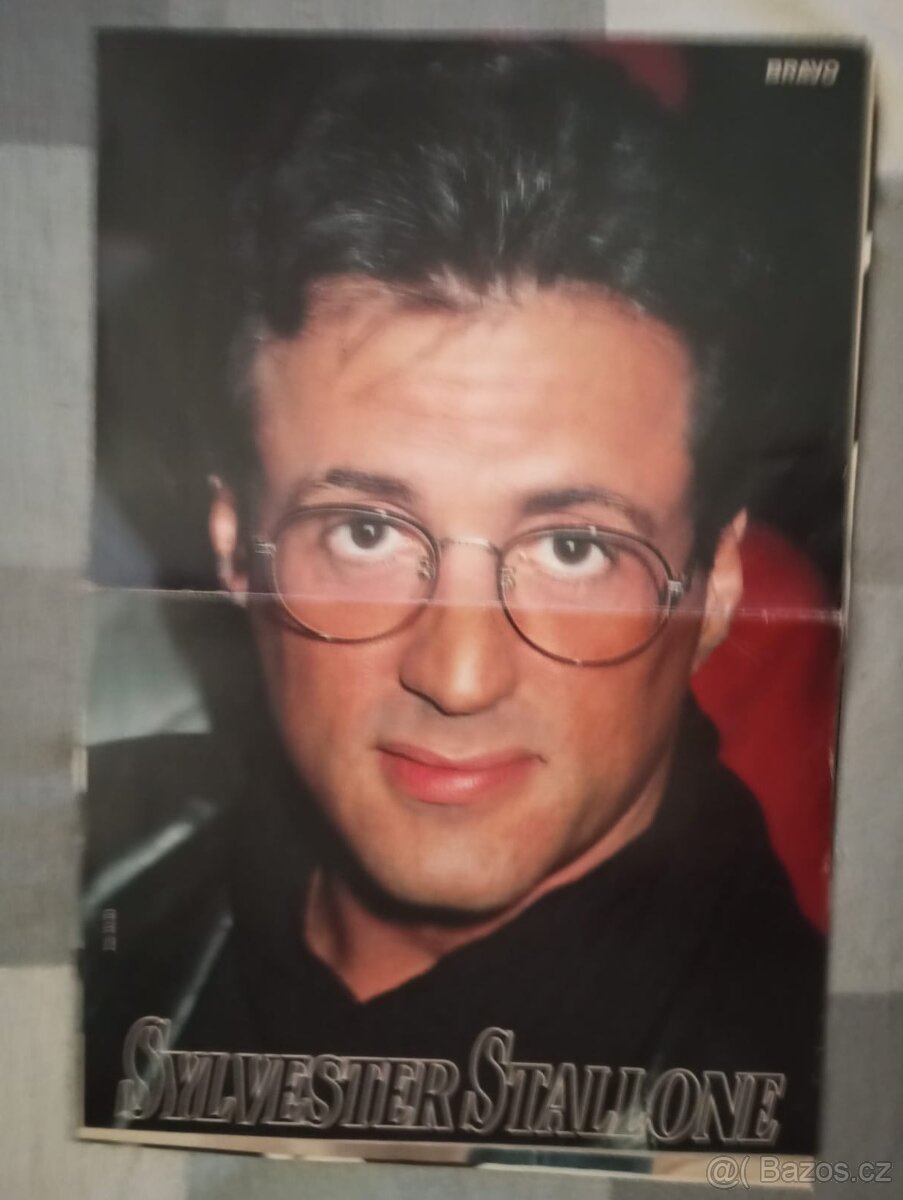 FILMOVE PLAGATY A FOTOSKY AKCNYCH HRDINOV - 13