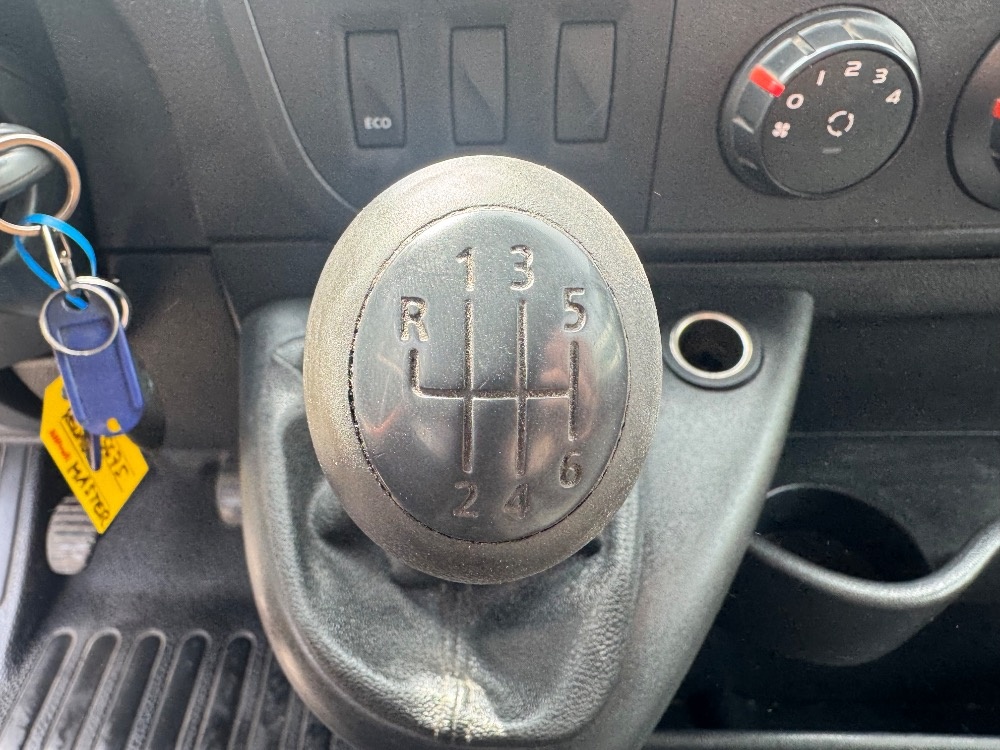 Renault Master, 2.3DCi, AC, ODPOČET - 13