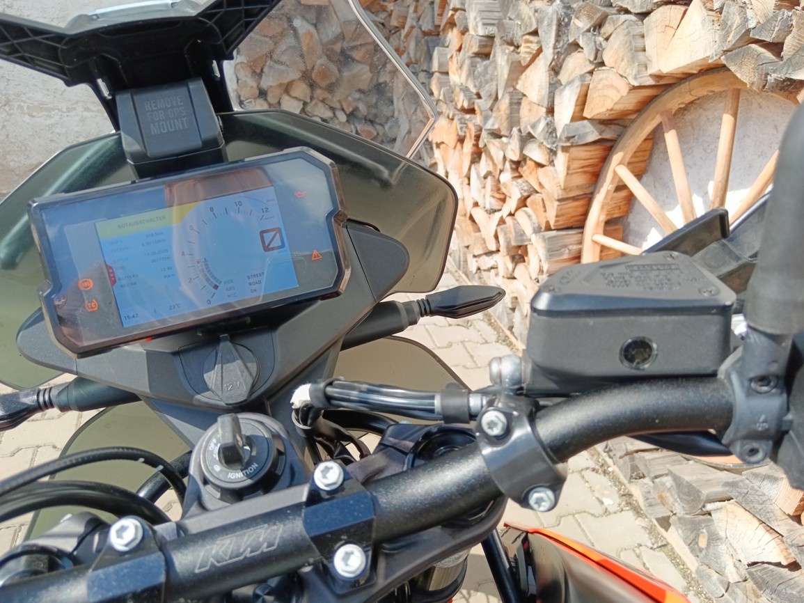 KTM 790 Adventure - 13