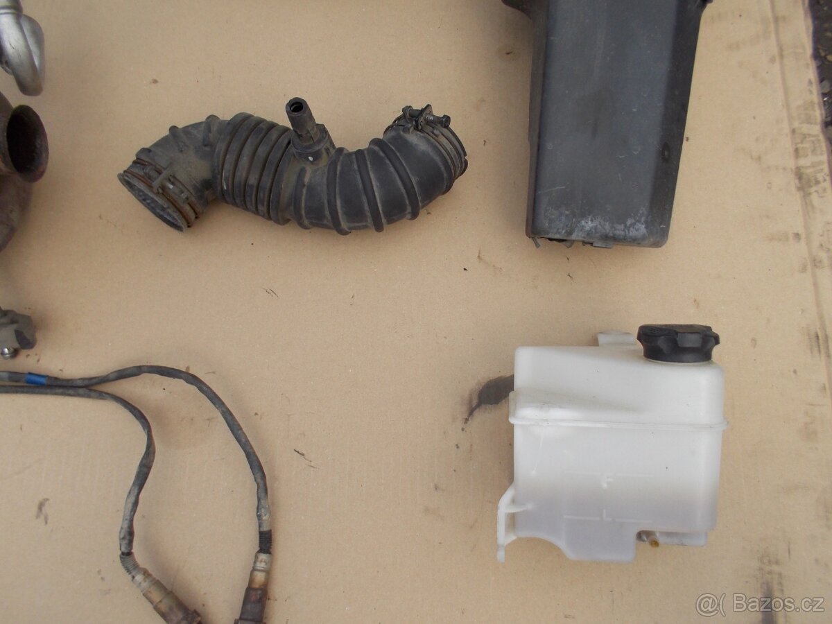 Díly 3. Hyundai ix20 - 13