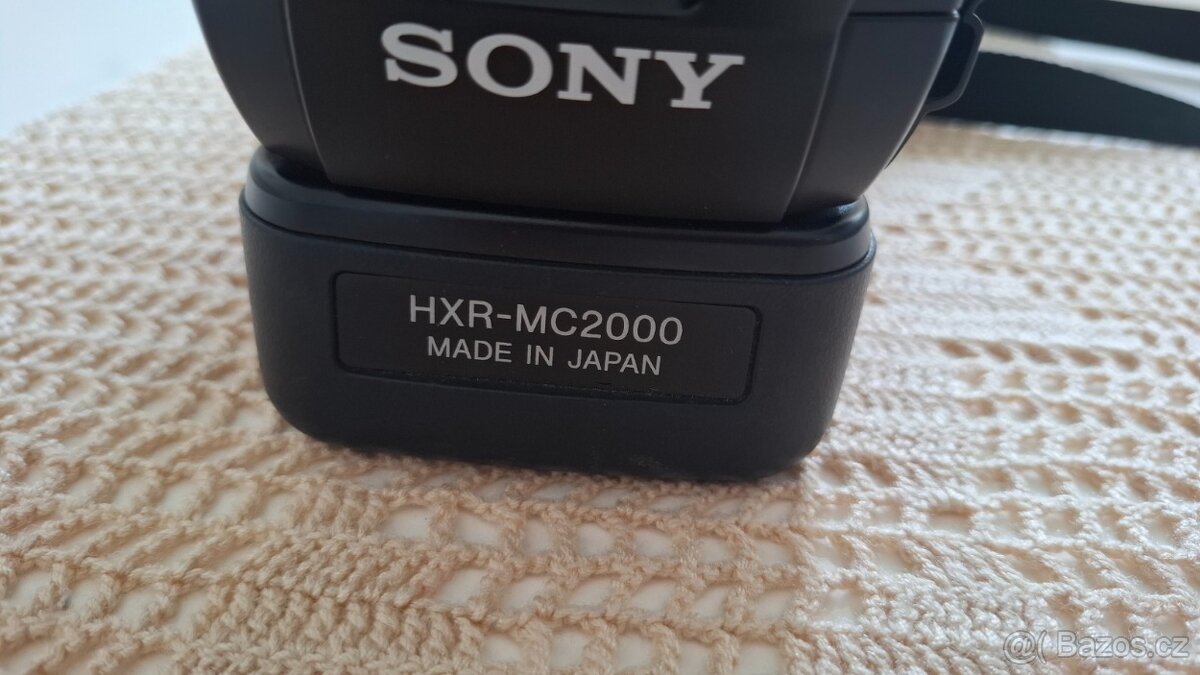 Sony HXR-MC2000 - 13