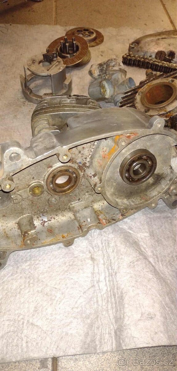 Díly motoru Jawa 50 Pionýr 20,21 mustang - 13