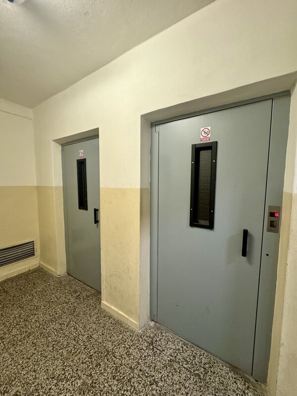 Slunný byt 2+1 s lodžií, klidné bydlení v centru města Pardu - 13