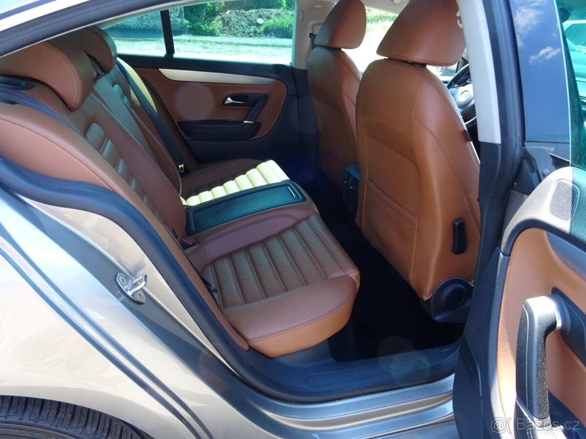 Volkswagen Passat CC 2.0 TDi - 13