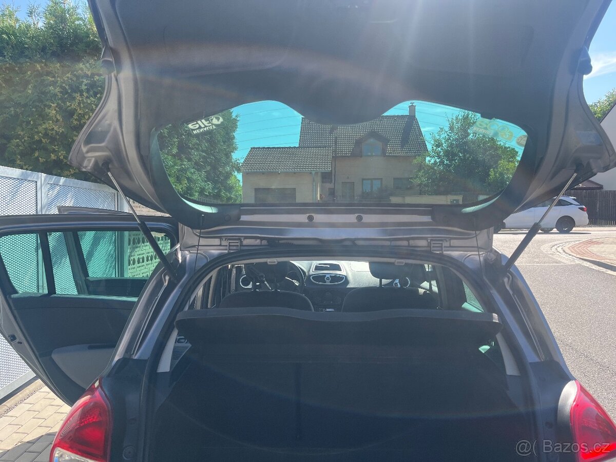 Renault Clio 3 - 13