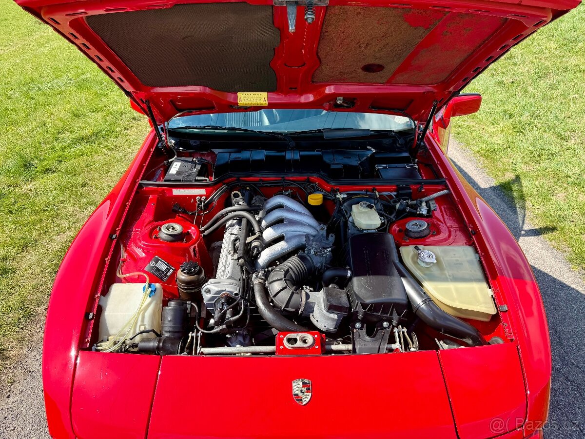 Porsche 944 - 13
