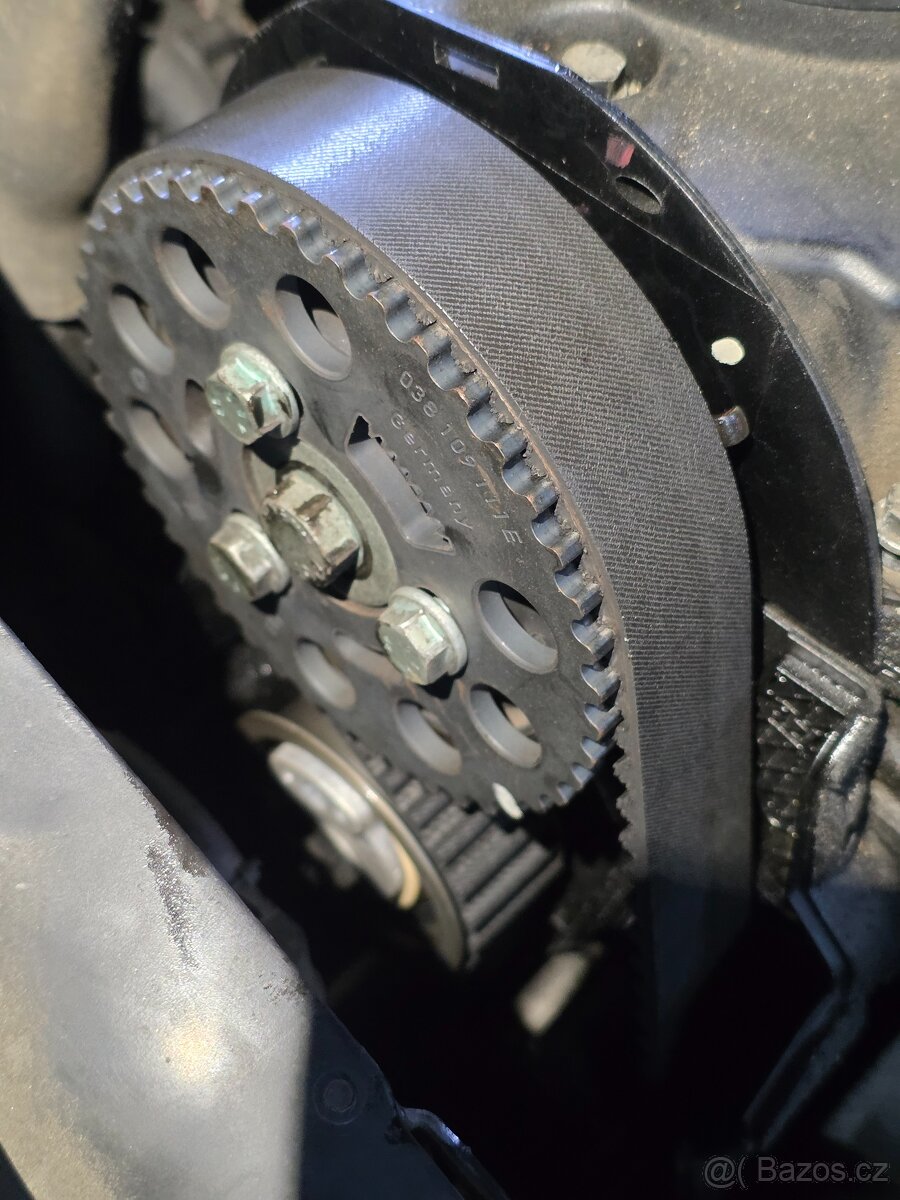 Škoda Superb 1.9 TDi 96kw / 2005 / manuál / - 13