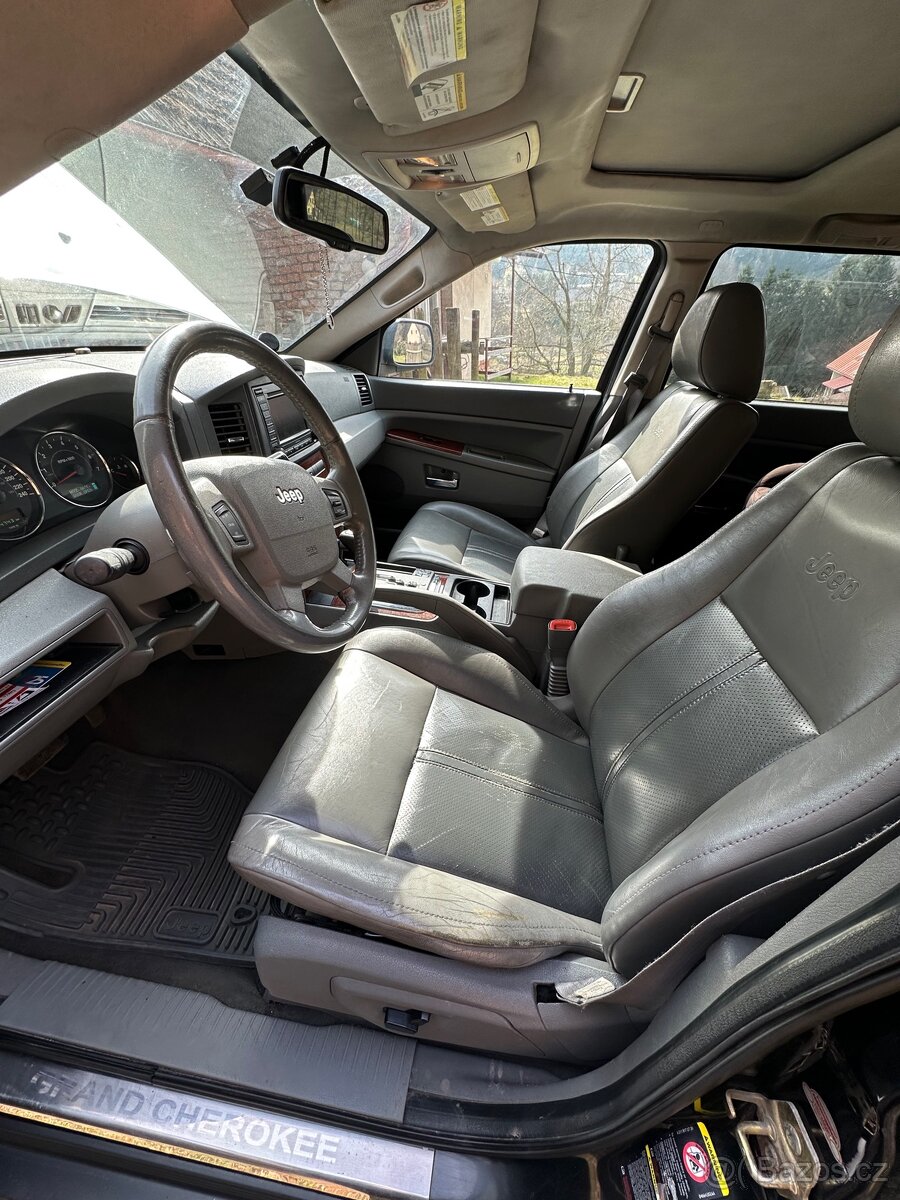 Jeep Grand Cherokee WH - 13