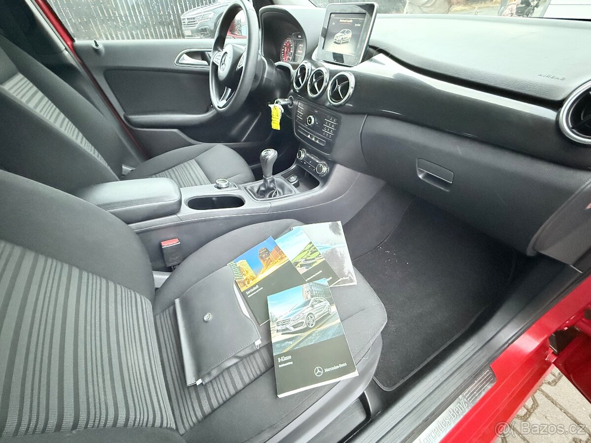 MERCEDES BENZ B180 1.6 BENZIN 2015 - 13