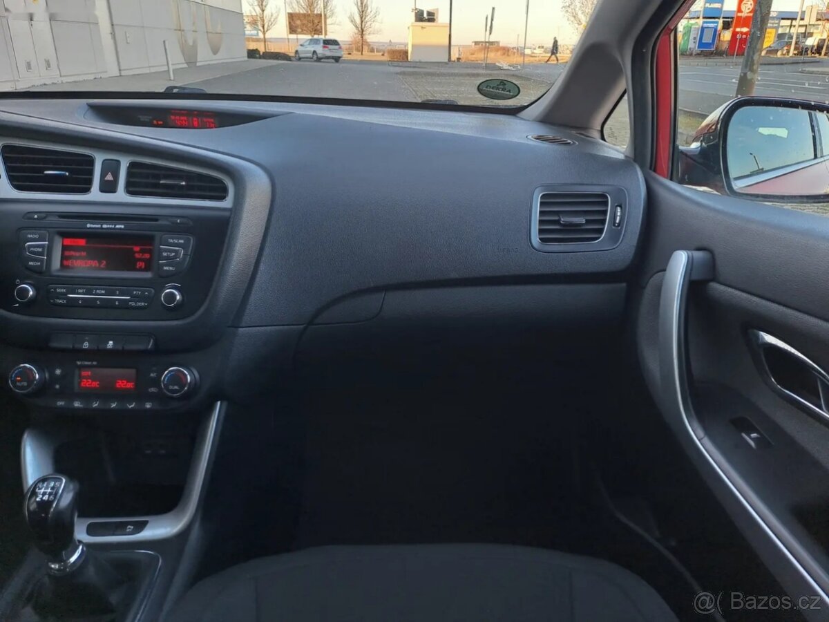 Kia Cee´d, 1.6CRDI 94KW ČR 2.MAJ DPH - 13