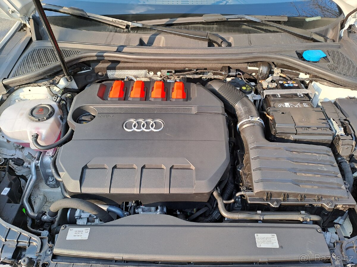 Prodám Audi S3 quattro TFSI 245kW - 13