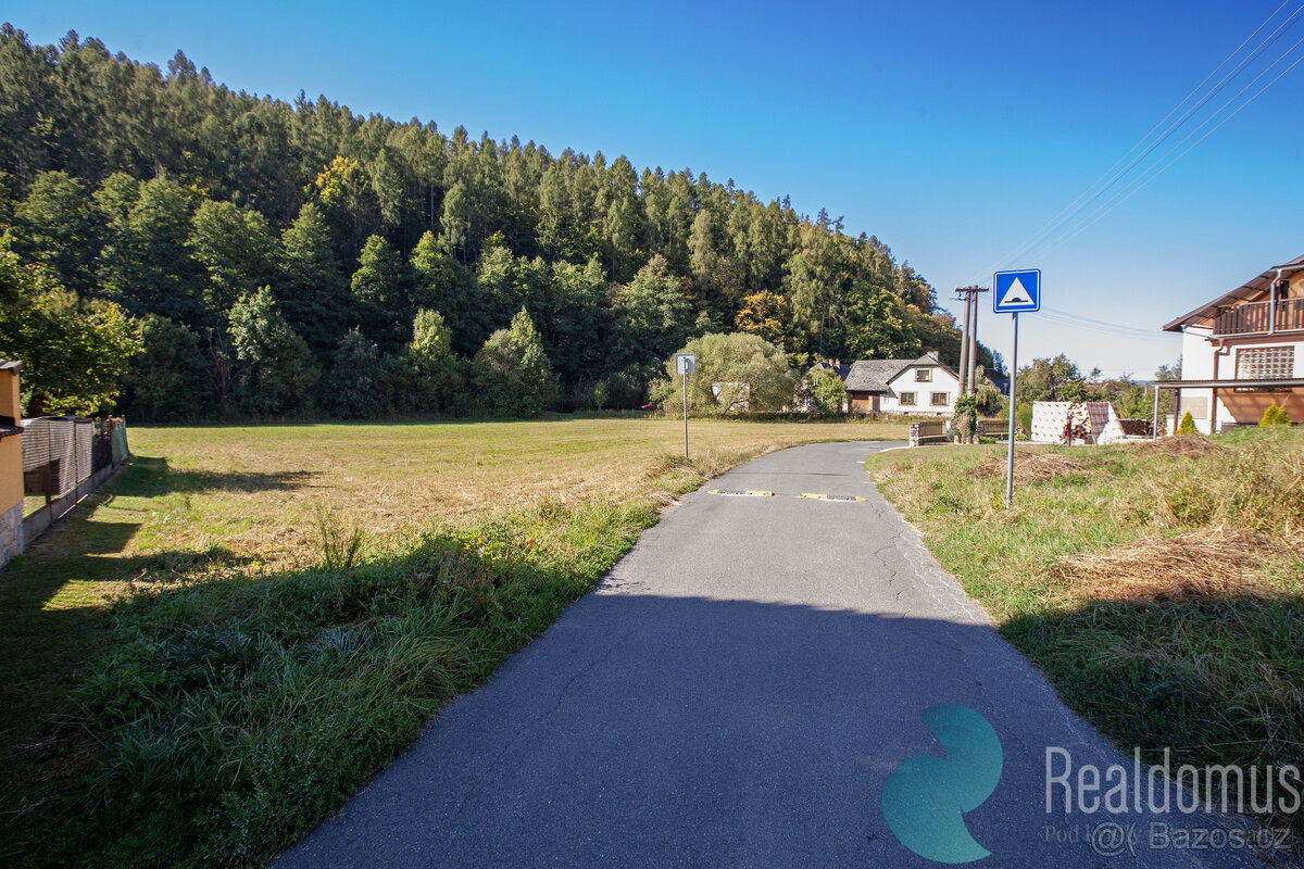 Prodej stavebního pozemku 1 193 m² Lesnice - 13