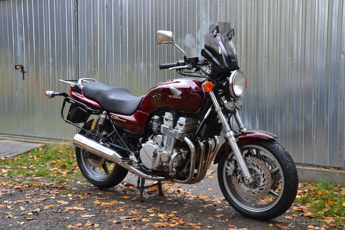 Honda CB750 SevenFifty - 13