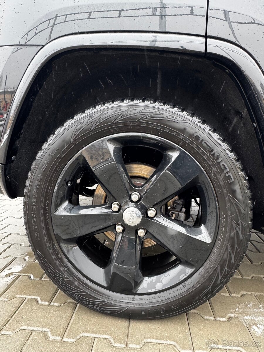 JEEP GRAND Cherokee OVERLAND, DPH - 13