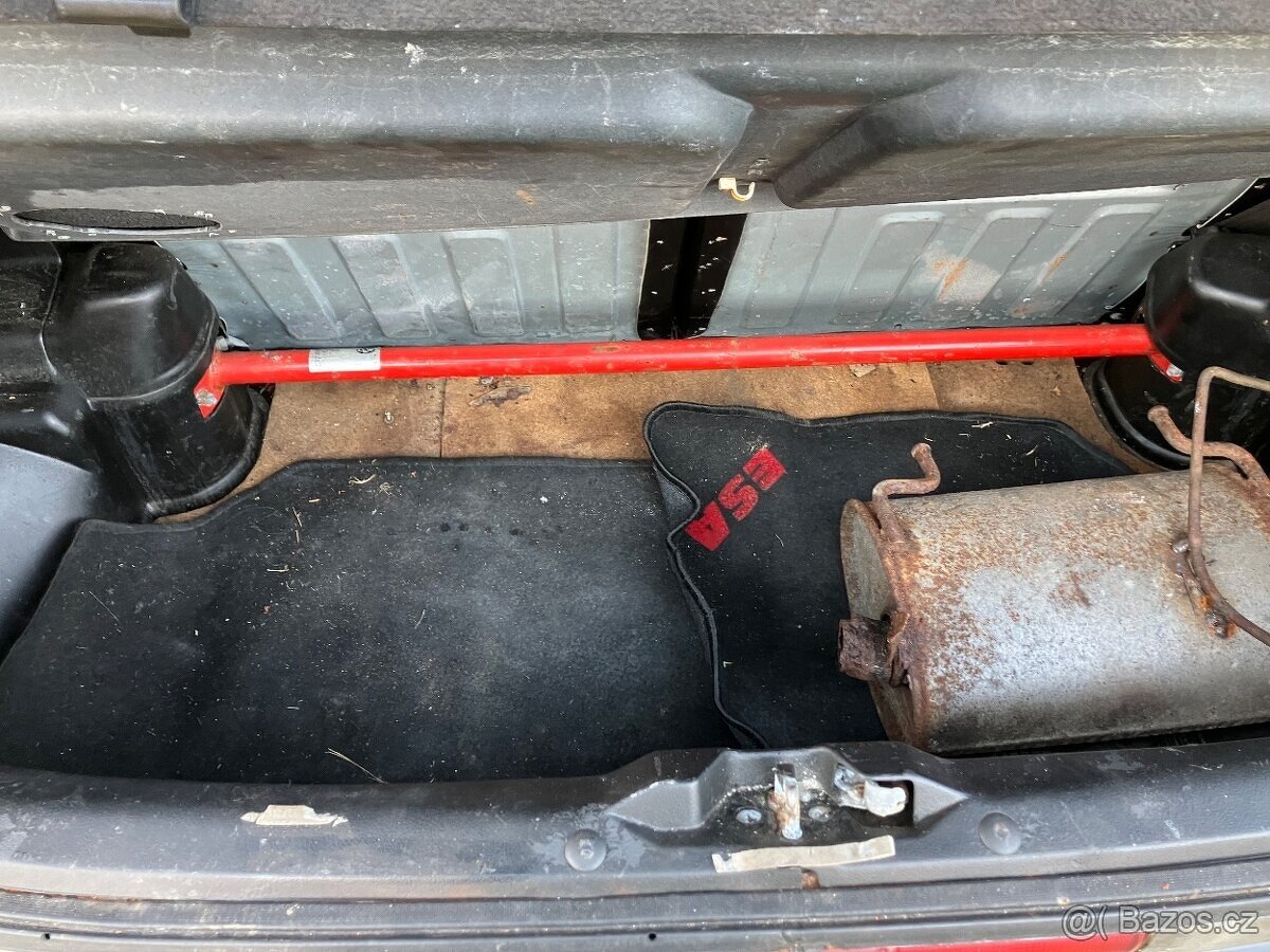 Suzuki Swift mk2 1.3 GTi - 13